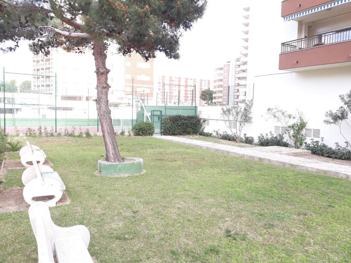 Valldigna 7 Playa De Gandia Solo Familias Exterior photo