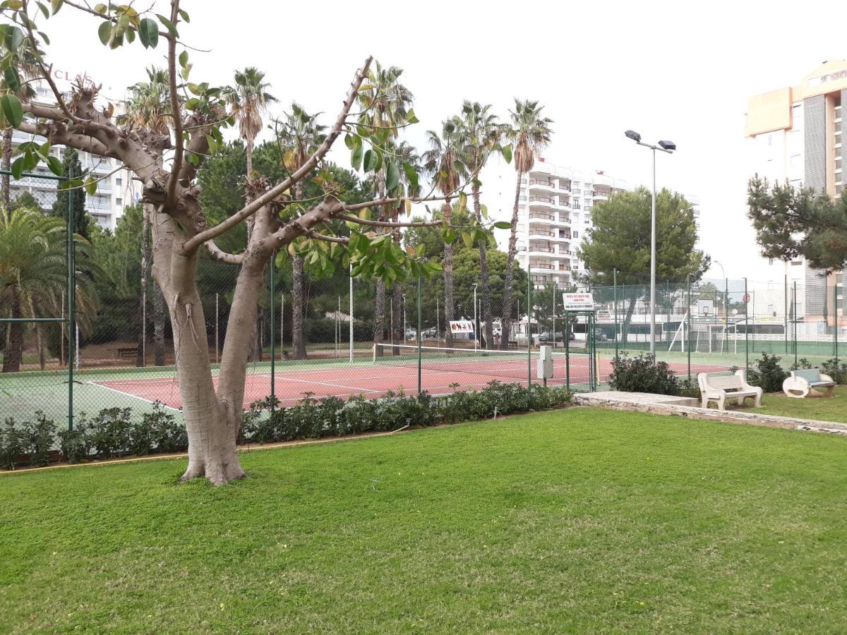 Valldigna 7 Playa De Gandia Solo Familias Exterior photo