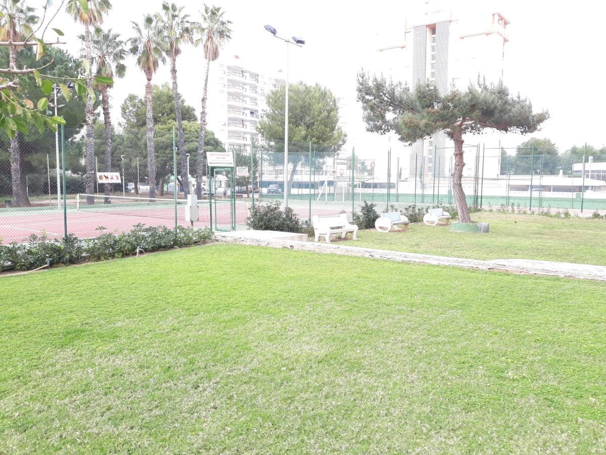 Valldigna 7 Playa De Gandia Solo Familias Exterior photo