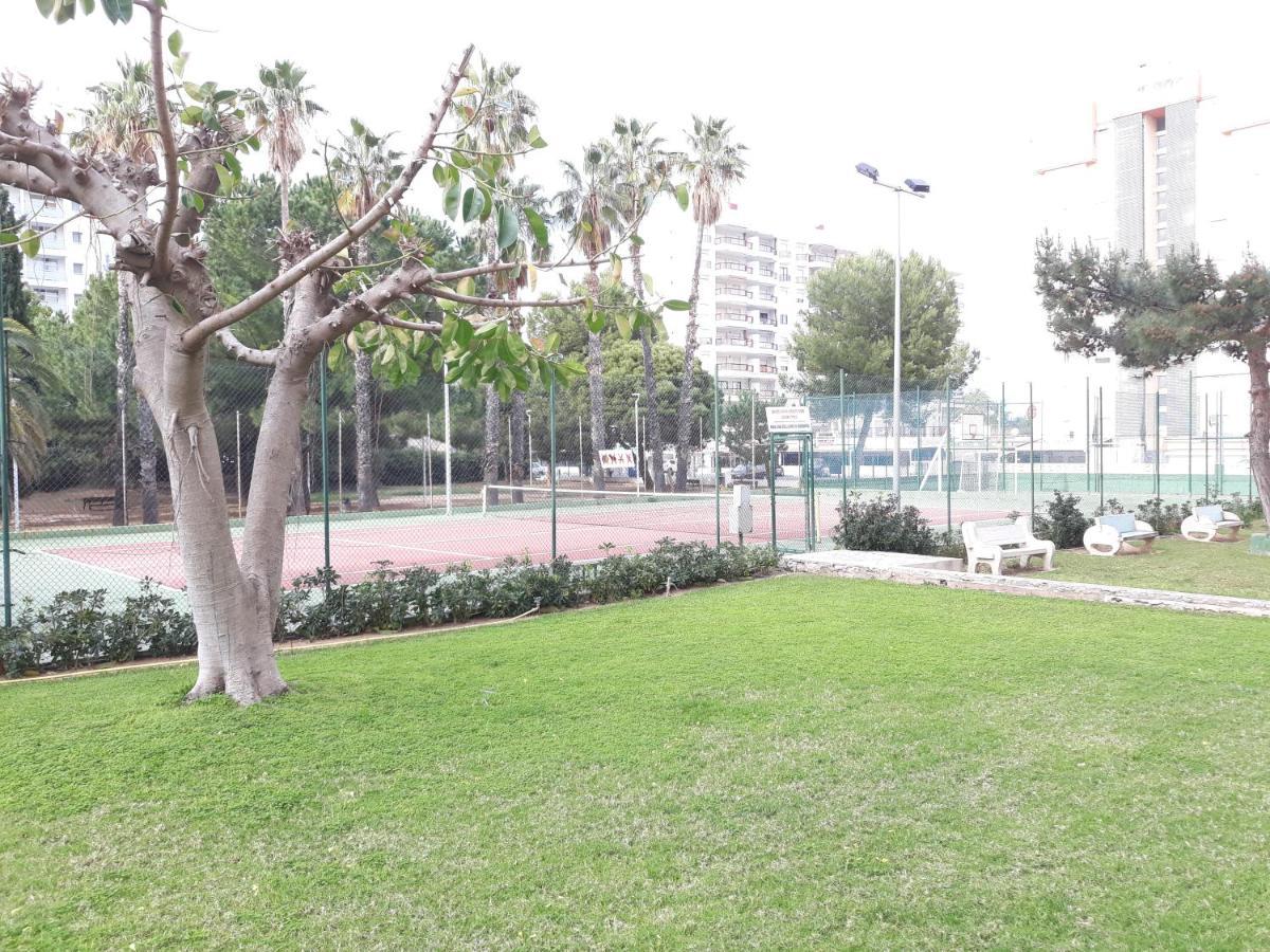 Valldigna 7 Playa De Gandia Solo Familias Exterior photo